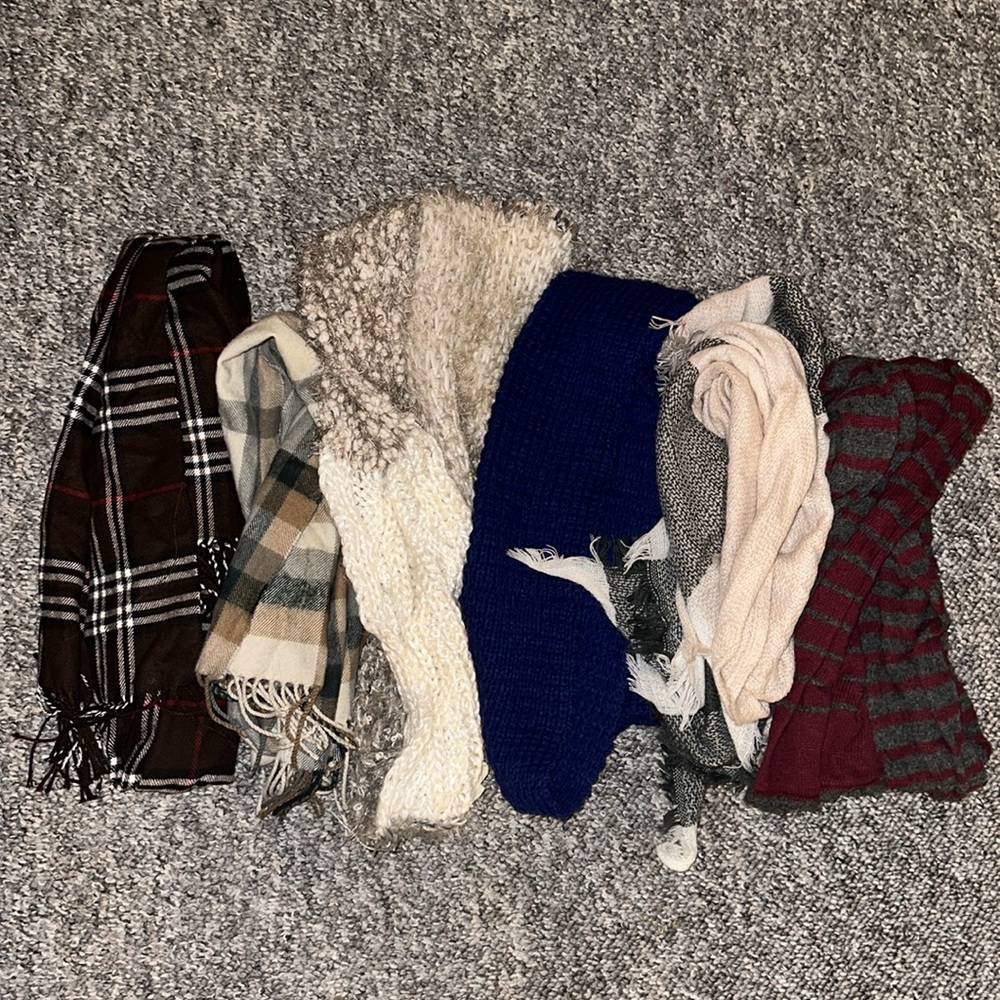 6 winter scarves